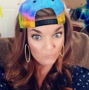 Meet your Posher, Leslie